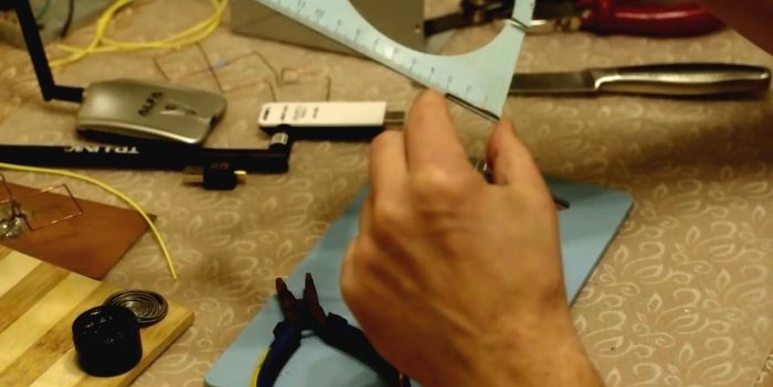 How to make a directional WIFI antenna