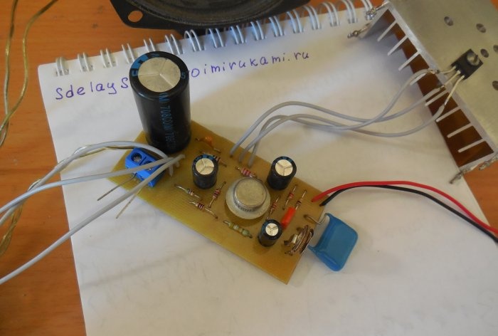 Simple transistor class A amplifier