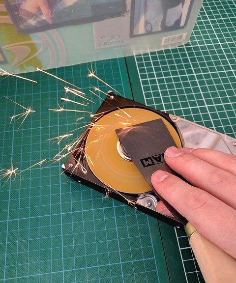 Broyeur HDD avec contrôle de vitesse