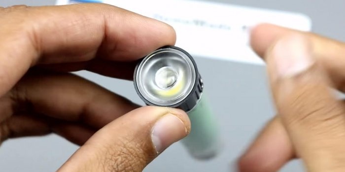 Domáca super jasná mini LED baterka