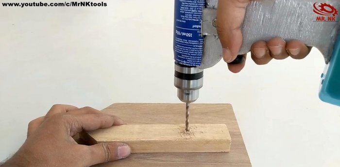How to make a screwdriver from scrap parts