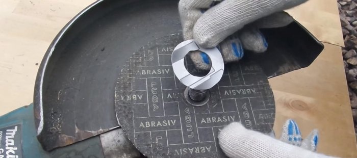 Một cách dễ dàng để tháo đai ốc của máy mài góc