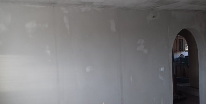 Okładzina ścian z płyt gipsowo-kartonowych