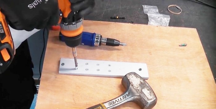 Jak usunąć śrubę lizającą za pomocą wkrętaka udarowego