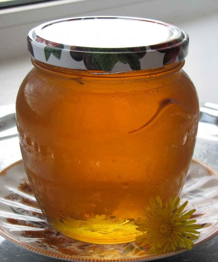 Simple dandelion jam