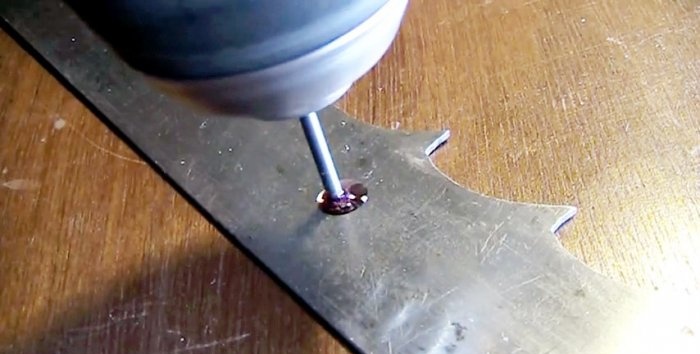 Jak vrtat kalenou ocel