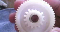 How to restore a plastic gear