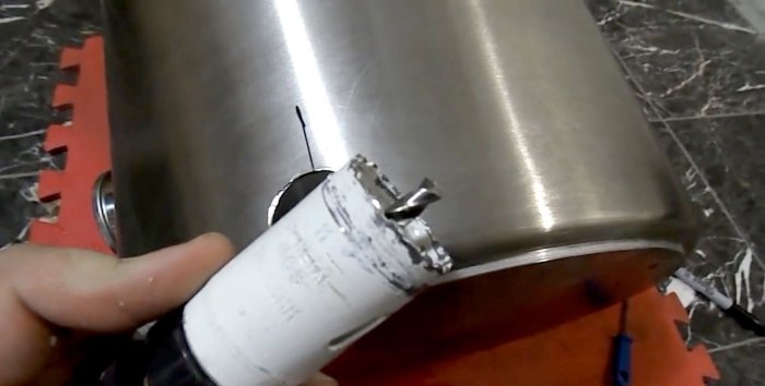 Bušenje posude od nehrđajućeg čelika