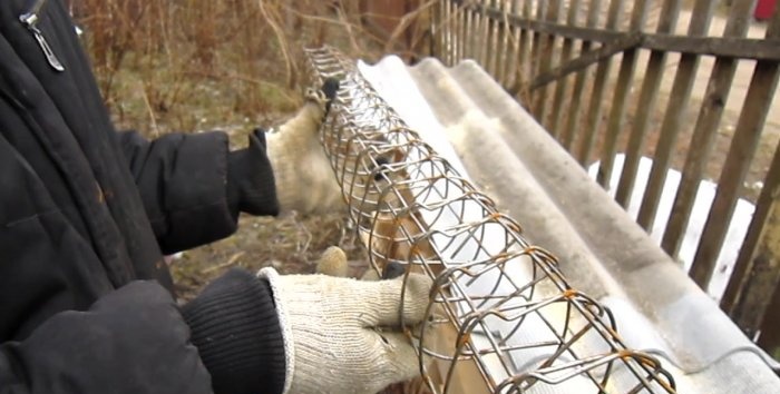 Как да направите стоманобетонен стълб за продухваща ограда със собствените си ръце
