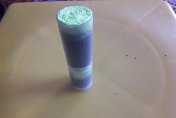 Ugljeni filter za plastičnu bocu