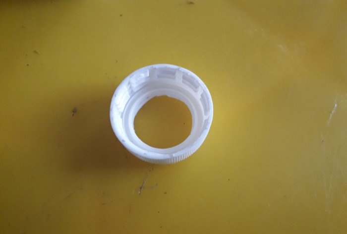 Ugljeni filter za plastičnu bocu