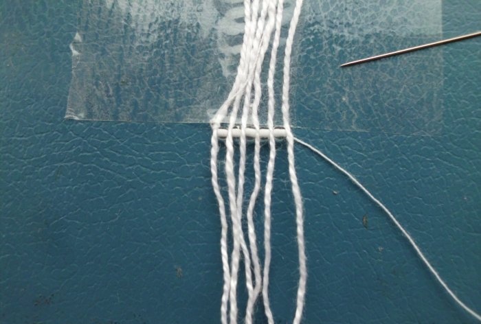 Πώς να πλέξετε ένα μπιχλιμπίδι με καρπούζια από χάντρες