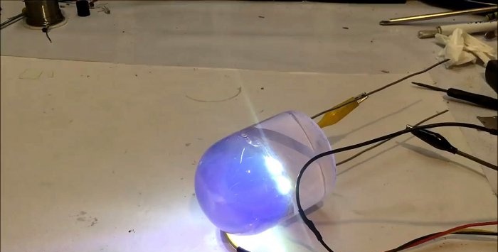 Ako vyrobiť veľkú LED diódu