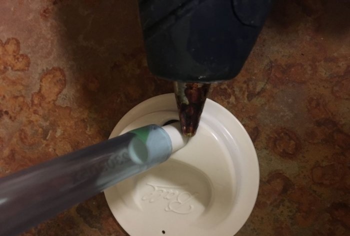 איך להכין מים מזוקקים בבית