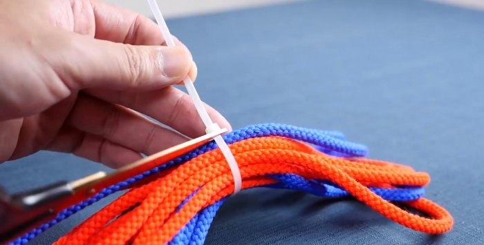 24 cách độc đáo để sử dụng cà vạt nhựa