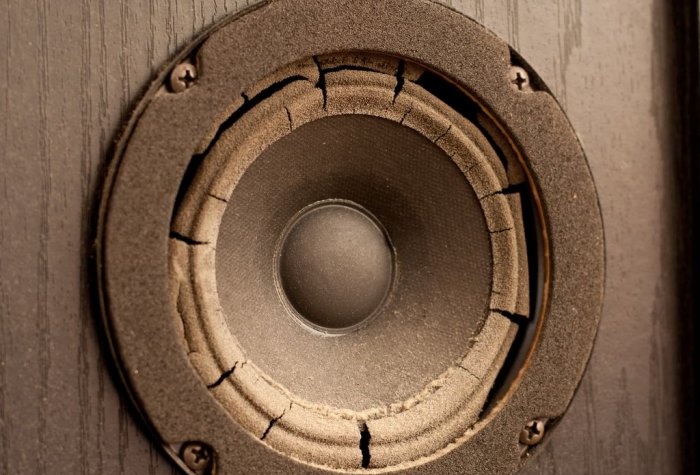 Reparatie en restauratie van oude luidsprekers