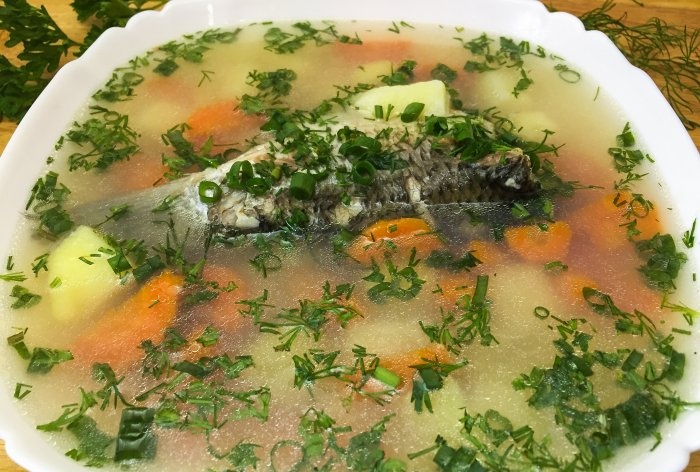 Jak chutně uvařit polévku z karasů