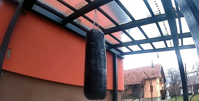 Domácí boxovací pytel