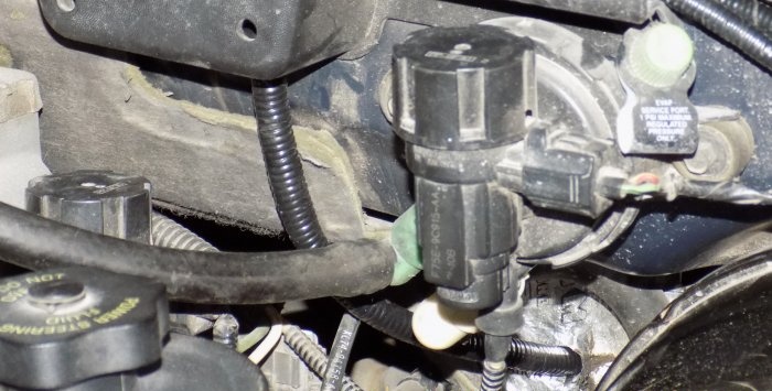 Afegir un bloc de relés al senyal pneumàtic d'un gravador DRL d'un cotxe