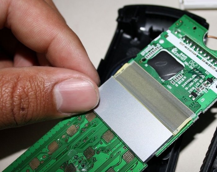 Repairing a faulty LCD display
