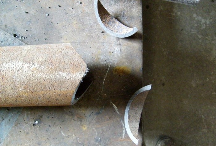 Kā izgatavot kvalitatīvu cauruļu seglu leņķa piespiešanai