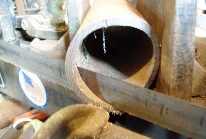 How to make a high-quality pipe saddle for angled tapping