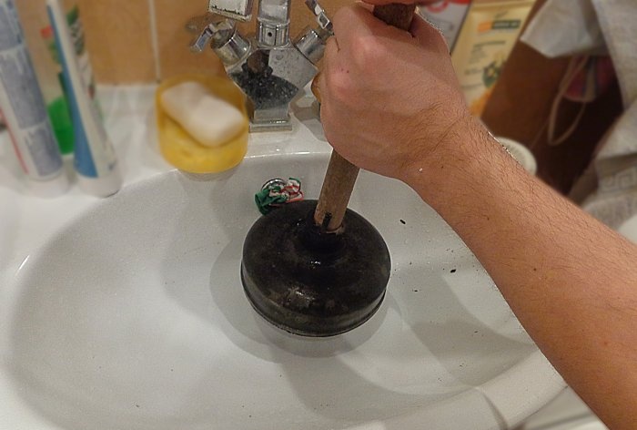 Kako odčepiti odvod sudopera