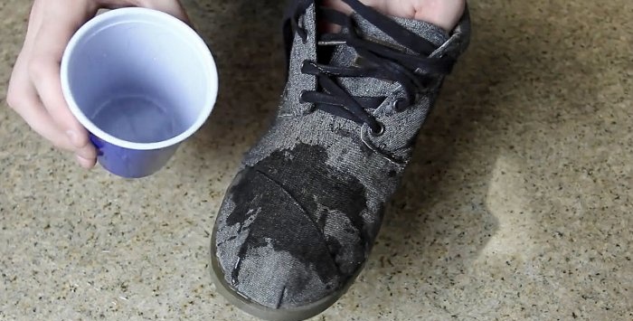 Kaip padaryti, kad medžiaginiai batai būtų atsparūs vandeniui