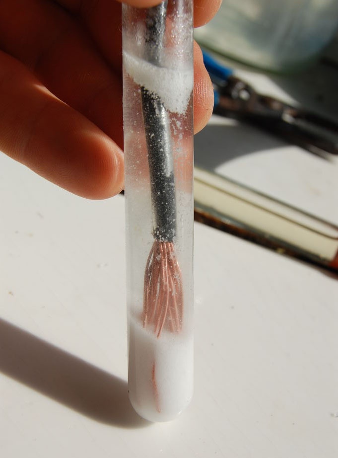 Jak szybko oczyścić drut miedziany z tlenku