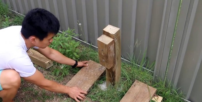 How to easily pull a pole out of the ground