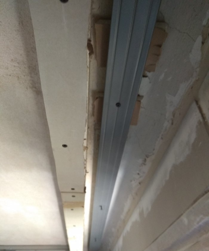 Plasterboard ceiling box