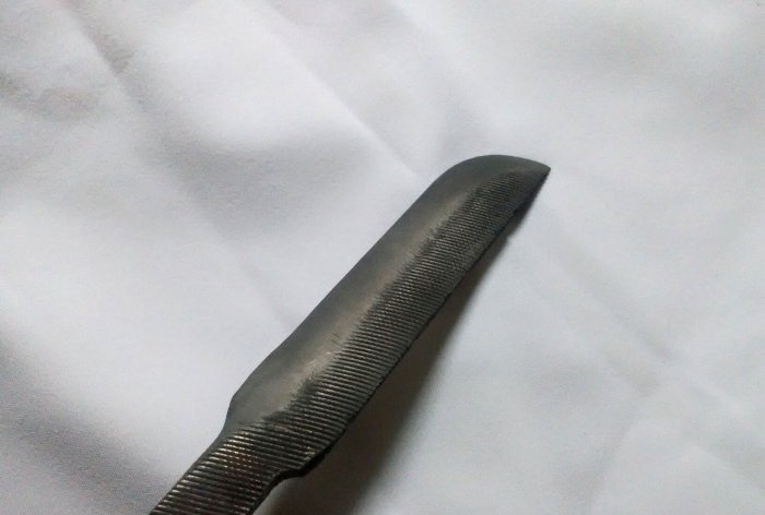 3 beproefde manieren om een ​​mes blauw te maken