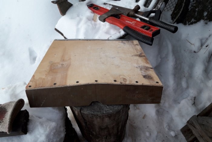 DIY kahoy na snow shovel