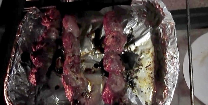 Shish kebab i ovnen på kull