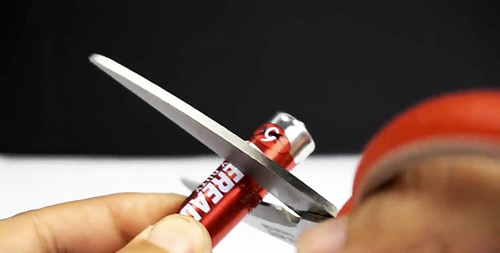 8 ways to quickly sharpen scissors
