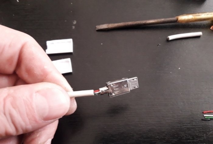 Reparatie van USB-micro-USB-kabel