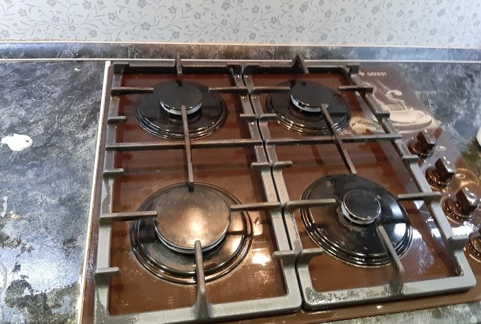 The most effective way to clean your cooktop