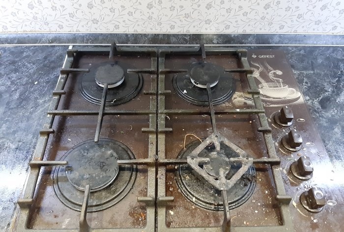 The most effective way to clean your cooktop