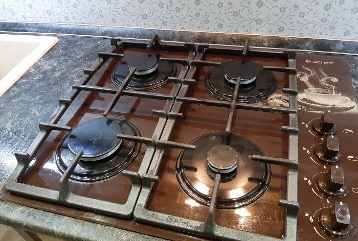 Ang pinaka-epektibong paraan upang linisin ang iyong cooktop