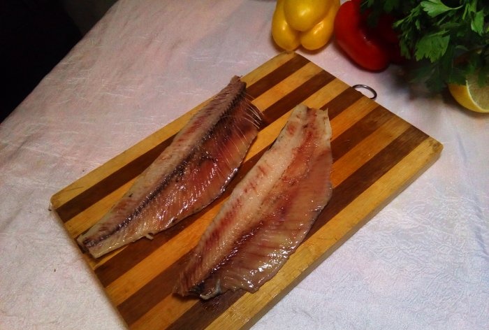 How to clean herring three quick ways