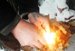 Batu api taktikal DIY