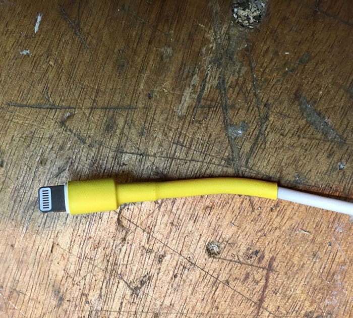 Jak chránit nabíjecí kabel pro iPhone