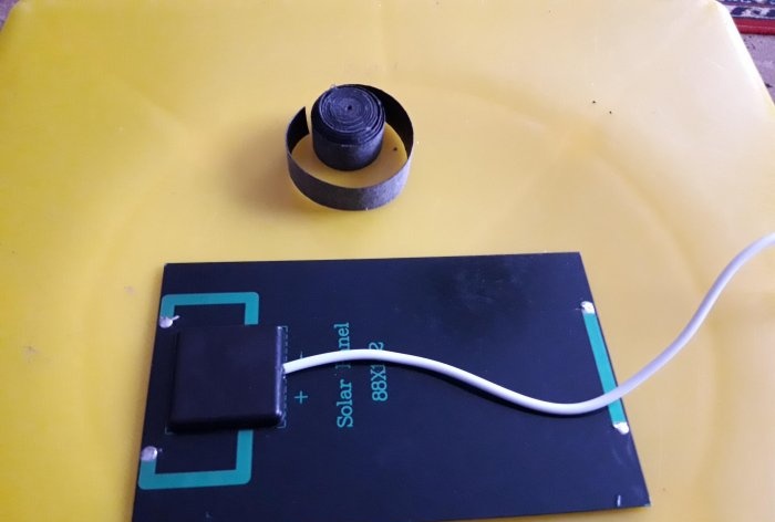Hvordan lage en pose med en batterilader