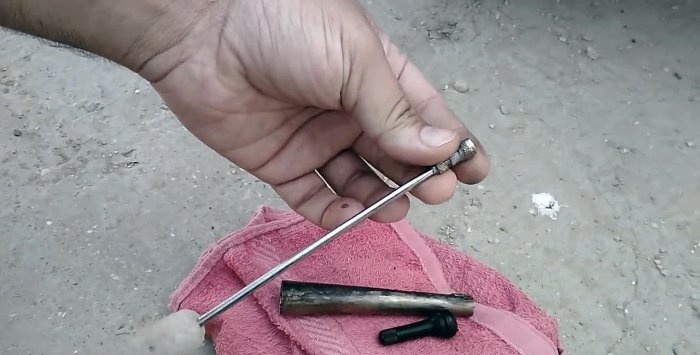 Replacing the valve in 20 seconds without removing the wheel