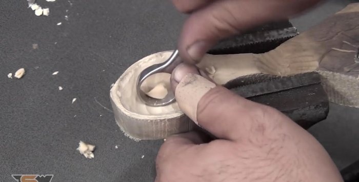 Realizarea unui tăietor de lemn dintr-o cheie