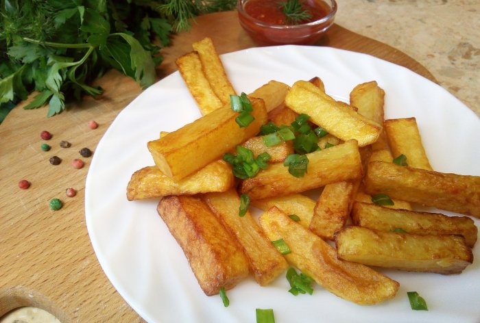 How to fry potatoes with a crispy crust quickly and easily