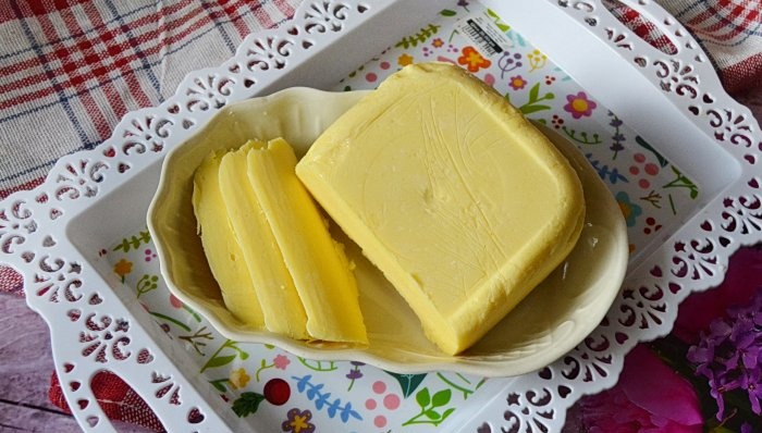 חמאה משמנת