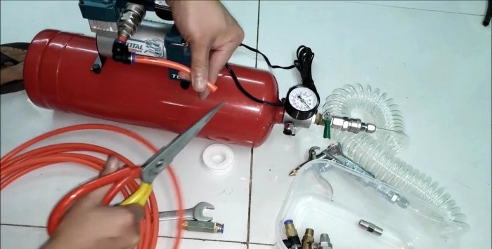 How to make a receiver for a 12 V compressor from a fire extinguisher