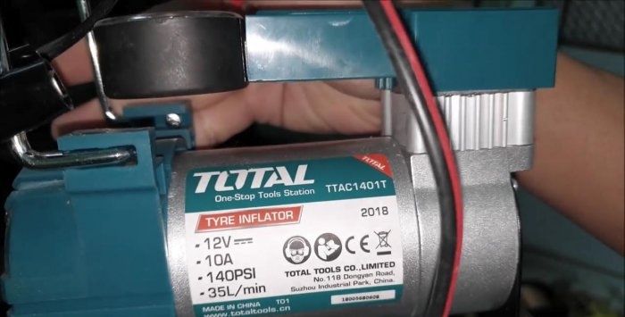 Как да направите приемник за 12 V компресор от пожарогасител