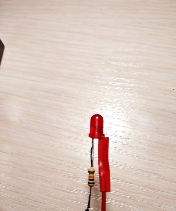 An easy way to convert a screwdriver from nickel-cadmium to lithium-ion batteries